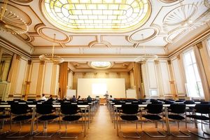 Eine einzigartige Lernatmosphäre, interne Events, Exkursionen und ein lebendiges Hochschulleben: die MSB legt besonderen Wert darauf, dass sich ihre Studierenden wohl fühlen. Eine einzigartige Lernatmosphäre, interne Events, Exkursionen und ein lebendiges Hochschulleben: die MSB legt besonderen Wert darauf, dass sich ihre Studierenden wohl fühlen.