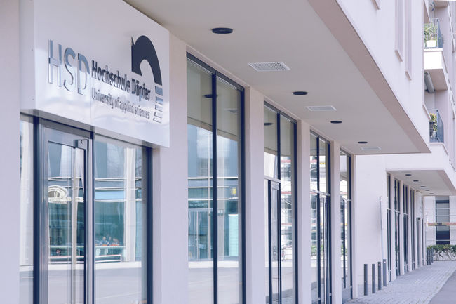 HSD Standort Köln –Die HSD Hochschule Döpfer liegt im Herzen Kölns. HSD Standort Köln –Die HSD Hochschule Döpfer liegt im Herzen Kölns.