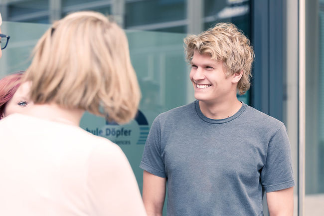 Studieren in jedem Alter - das Studienangebot richtet sich sowohl an junge Menschen als auch Personen im fortgeschrittenem Alter. Studieren in jedem Alter - das Studienangebot richtet sich sowohl an junge Menschen als auch Personen im fortgeschrittenem Alter.