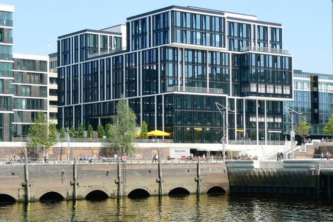 Sitz der privaten, staatlich anerkannten MSH Medical School Hamburg ist die moderne Hafencity. Sitz der privaten, staatlich anerkannten MSH Medical School Hamburg ist die moderne Hafencity.